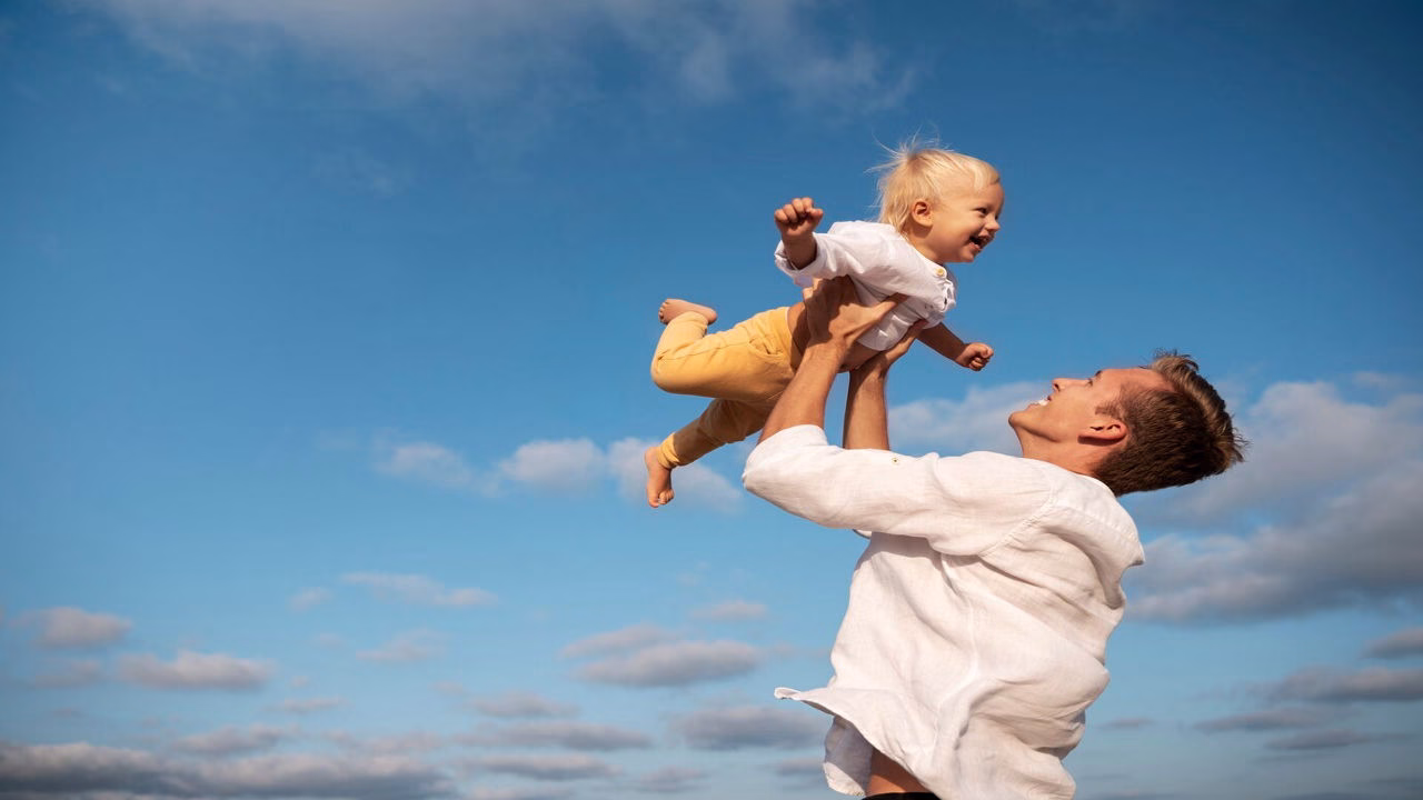 A thoughtful Father’s Day card with loving wishes for dad to express gratitude