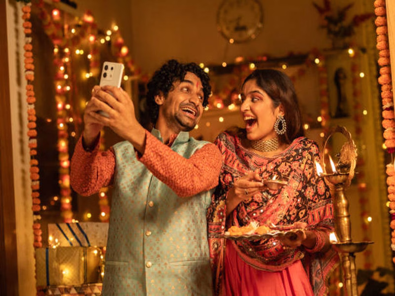 Short Diwali status for WhatsApp