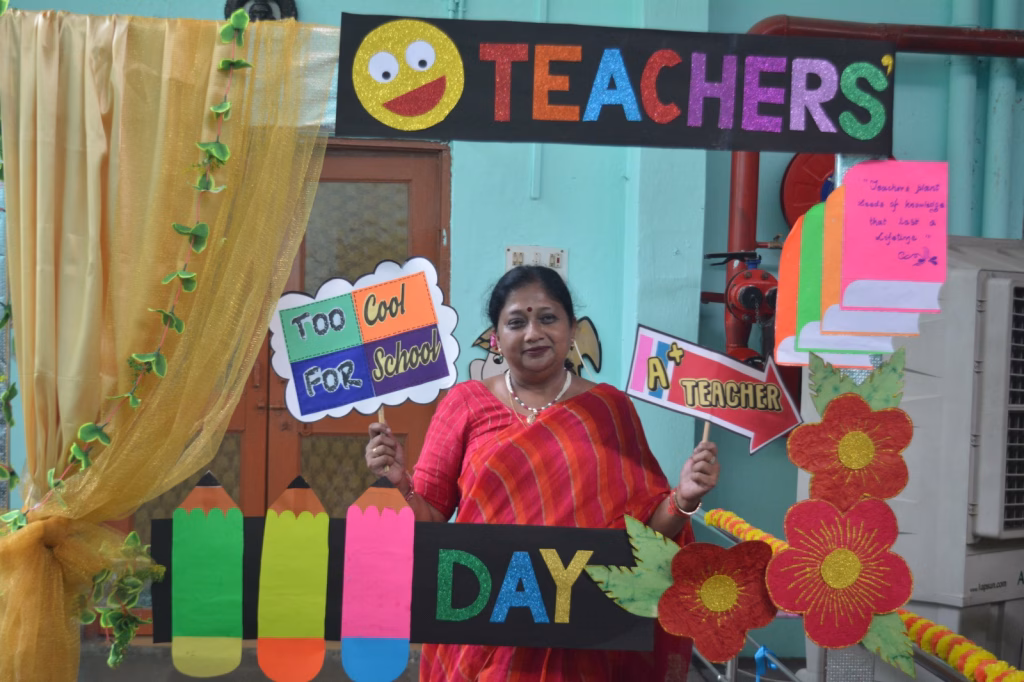 Inspirational quote for Teachers Day written on a notebook